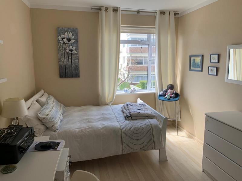 2 Bedroom Property for Sale in Sea Point Western Cape